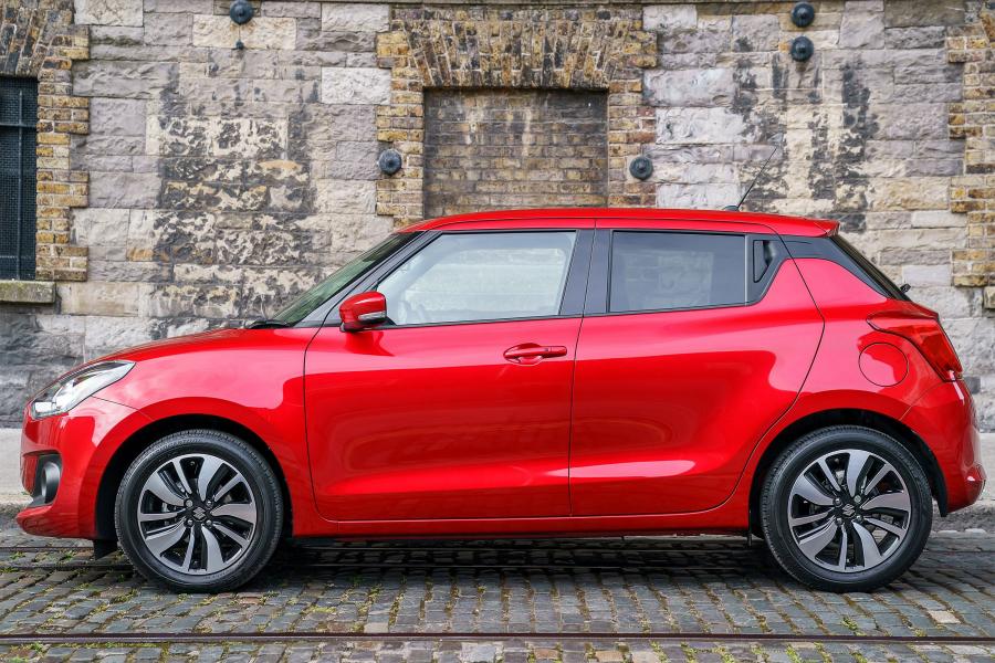  Suzuki Swift SZ5 2017 года  (UK) (фото 39 из 46)
